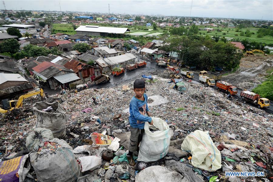 INDONESIA-MEDAN-RUBBISH