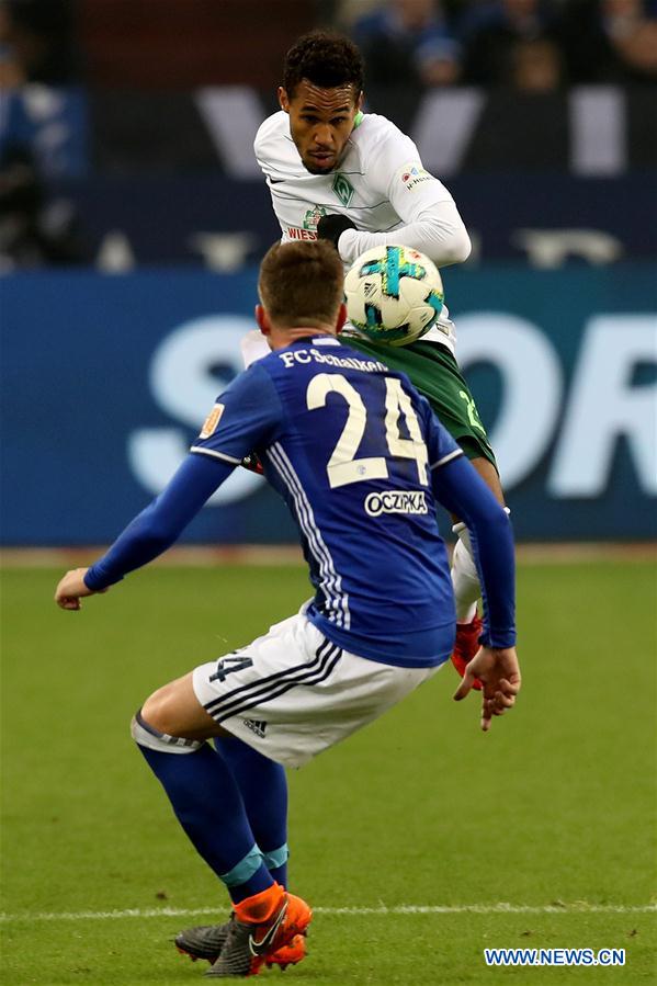 (SP)GERMANY-GELSENKIRCHEN-SOCCER-BUNDESLIGA-SCHALKE 04 VS BREMEN