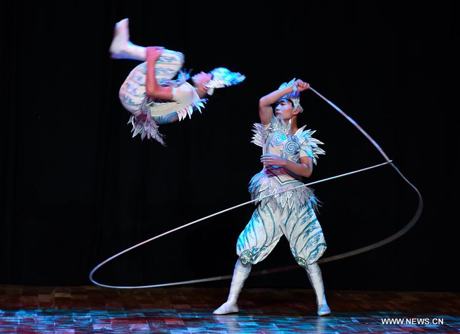 QATAR-DOHA-CHINESE WUHAN ACROBATIC TROUPE-PERFORMANCE