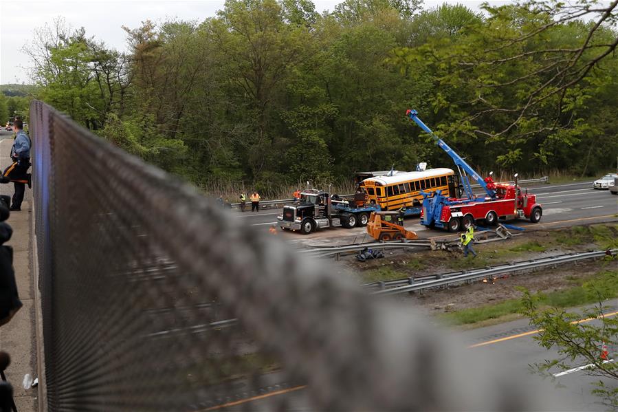 U.S.-NEW JERSEY-SCHOOL BUS-DUMP TRUCK-CRASH