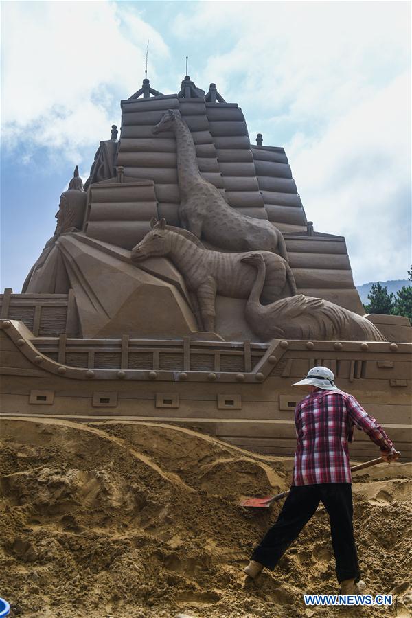 CHINA-ZHEJIANG-SAND SCULPTURE-FESTIVAL-PREPARATION (CN)