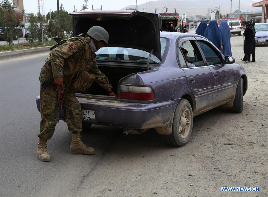 AFGHANISTAN-GHAZNI-TALIBAN ATTACK-SECURITY CHECKPOINT