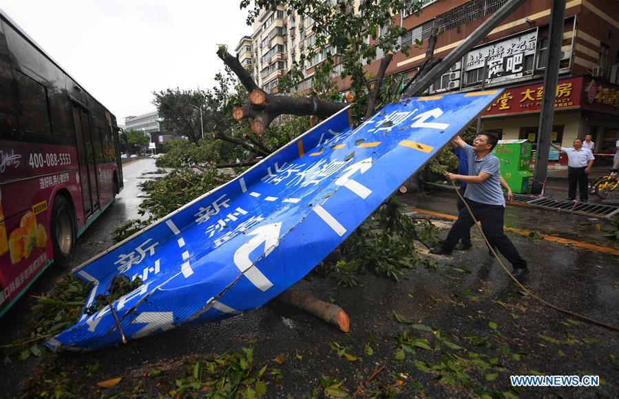 CHINA-SHENZHEN-TYPHOON MANGKHUT (CN)