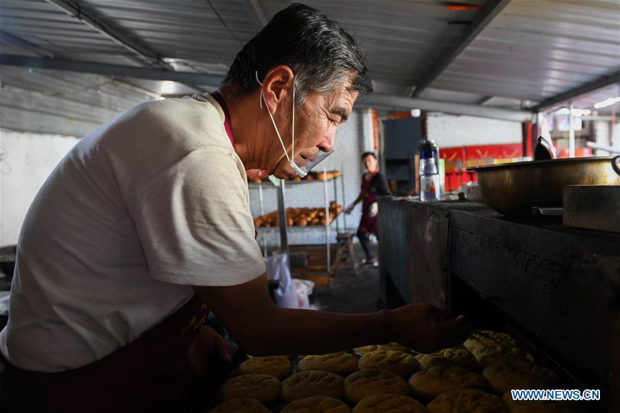 CHINA-INNER MONGOLIA-MOONCAKE-MAKING (CN)