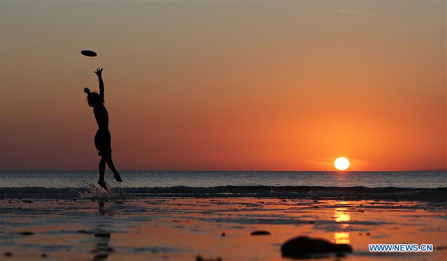 PHILIPPINES-BORACAY ISLAND-SUNSET