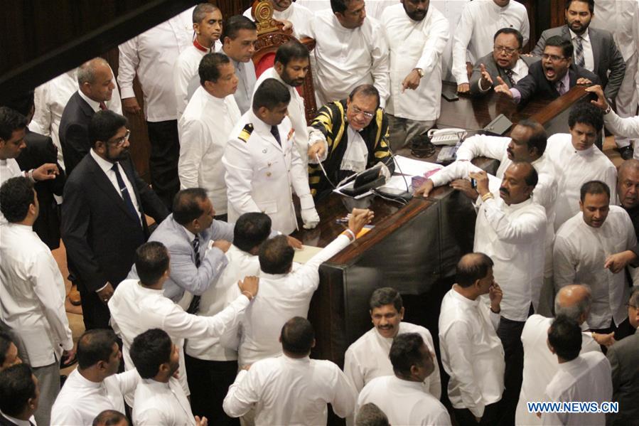 SRI LANKA-COLOMBO-PARLIAMENT-CHAOS