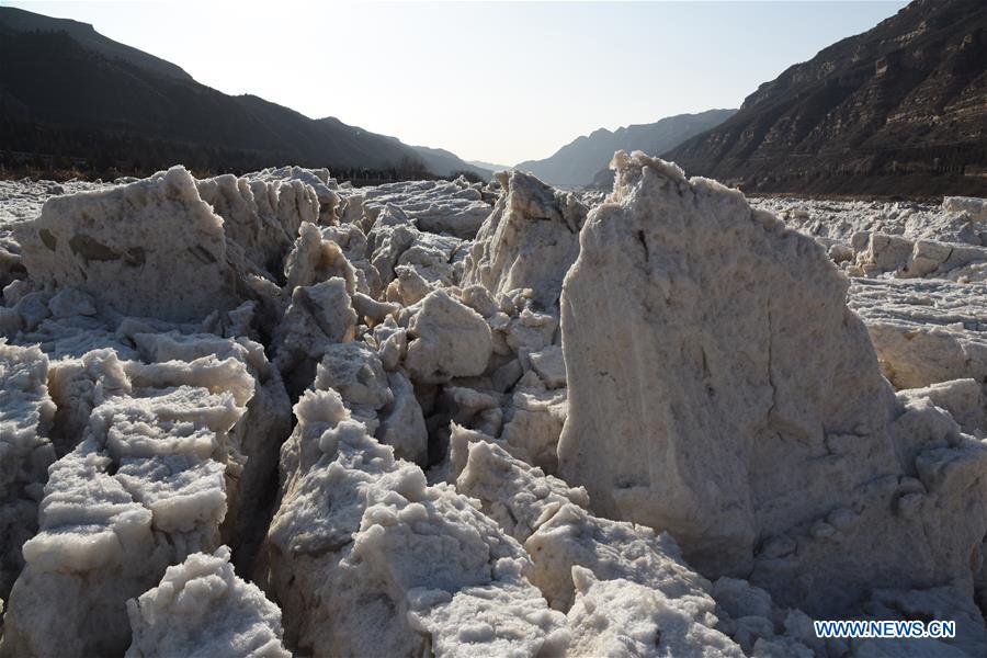 CHINA-SHANXI-HUKOU WATERFALL-ICE (CN)