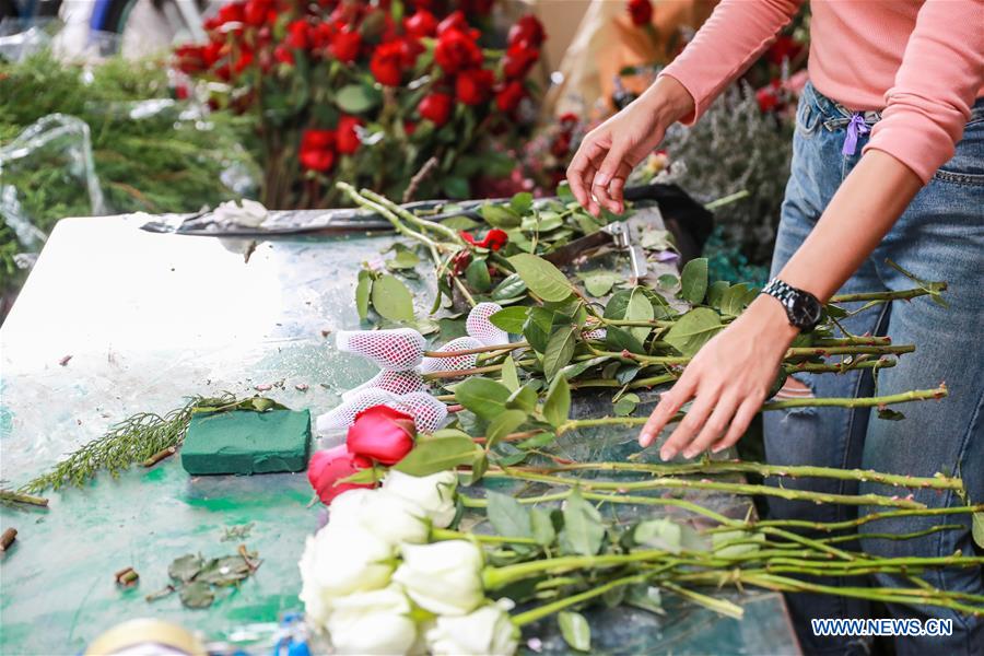 CHINA-YUNNAN-THAILAND-BANGKOK-FLOWER TRADE