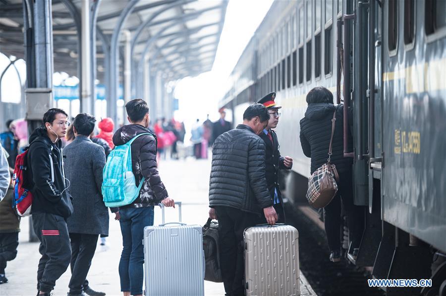 #CHINA-SPRING FESTIVAL TRAVEL RUSH-ENDING (CN)