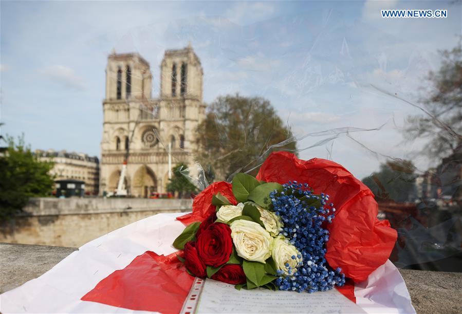 FRANCE-PARIS-NOTRE DAME DE PARIS-FLOWERS