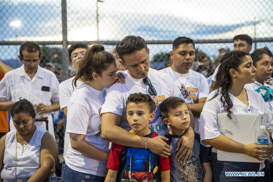 U.S.-EL PASO-MASS SHOOTING-MOURNING