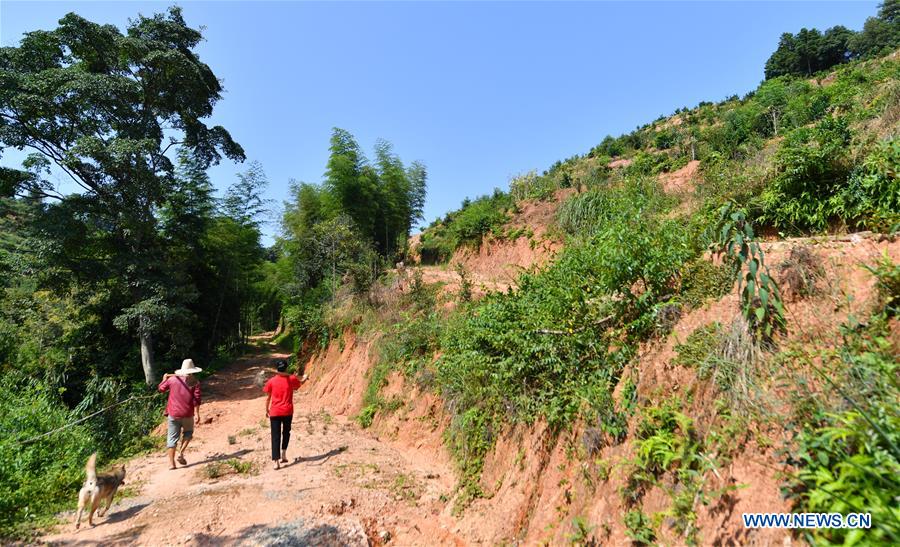 CHINA-JIANGXI-RUIJIN-FEMALE CHEF-POVERTY ALLEVIATION (CN)