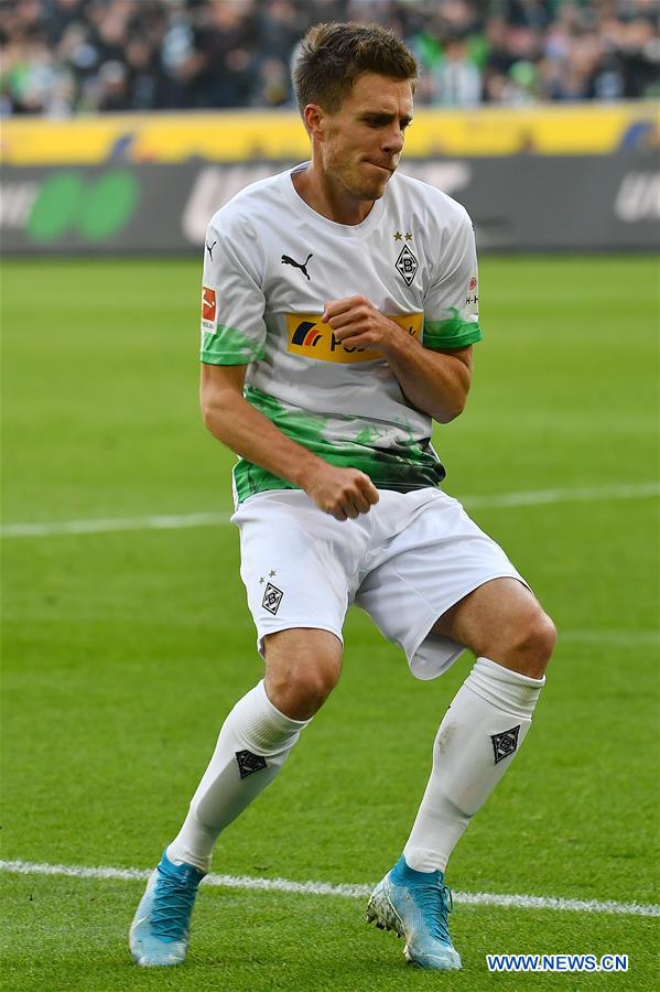 (SP)GERMANY-MONCHENGLADBACH-SOCCER-BUNDESLIGA-MONCHENGLADBACH VS BREMEN