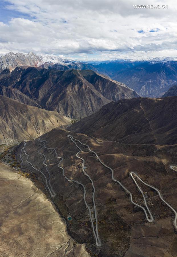 CHINA-SICHUAN-TIBET HIGHWAY (CN)