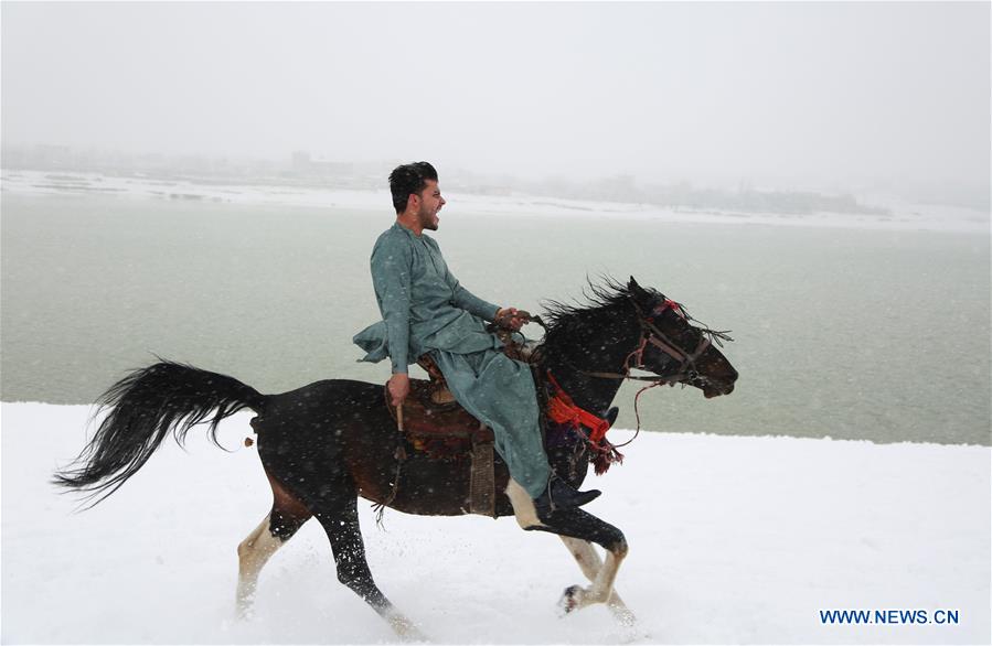 AFGHANISTAN-KABUL-SNOW-WINTER